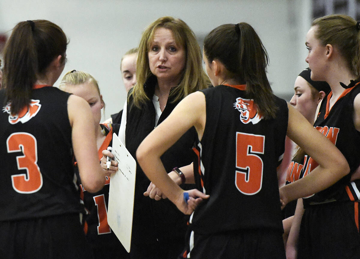 2021 Area New Hampshire Girls H.S. Hoops Preview Capsules